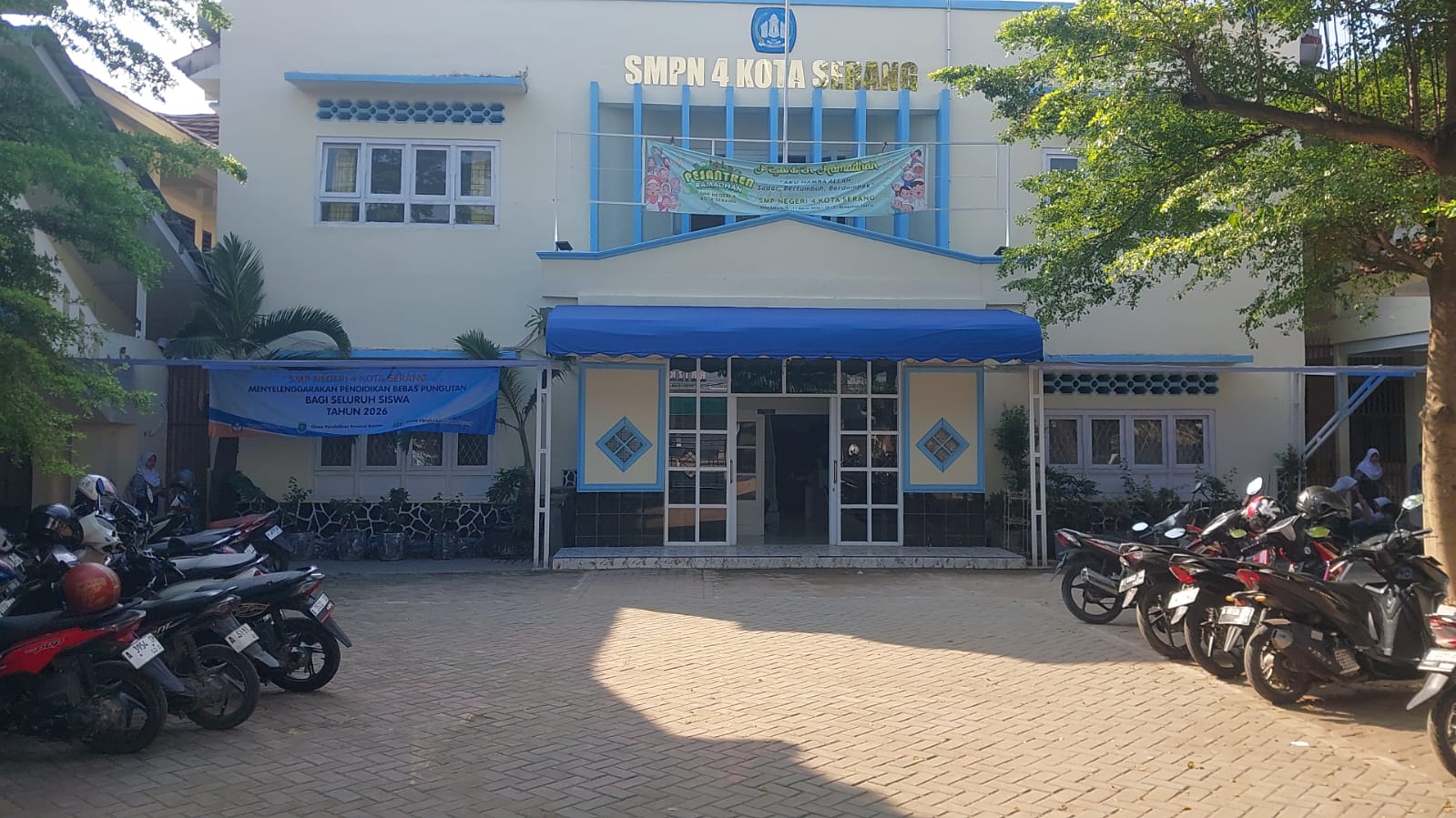 Gedung SMPN 4